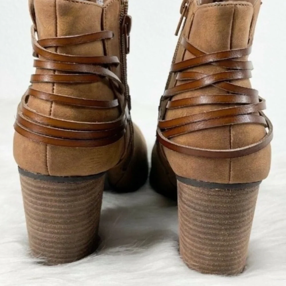 Madden Girl Denise Tan Side Zip Block Heel Ankle Boots size 10 booties wrapped